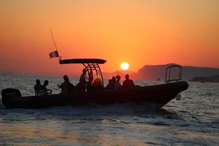 Horizon Sunset: swimming and aperitifs