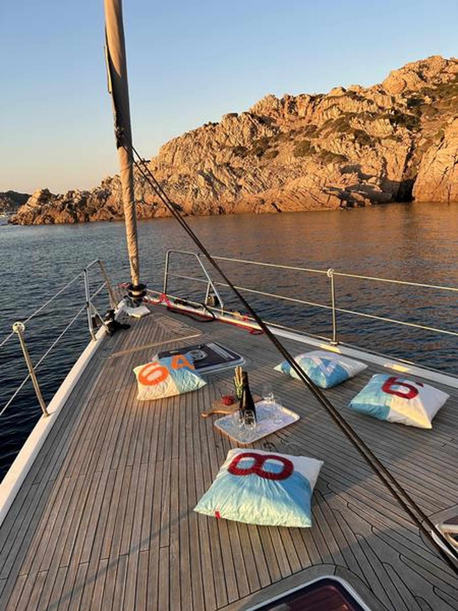 Sailing trip on a 16 m sailboat - Alternative Voile