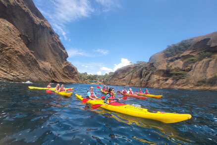 Kayak guided tour half-day - La Ciotat
