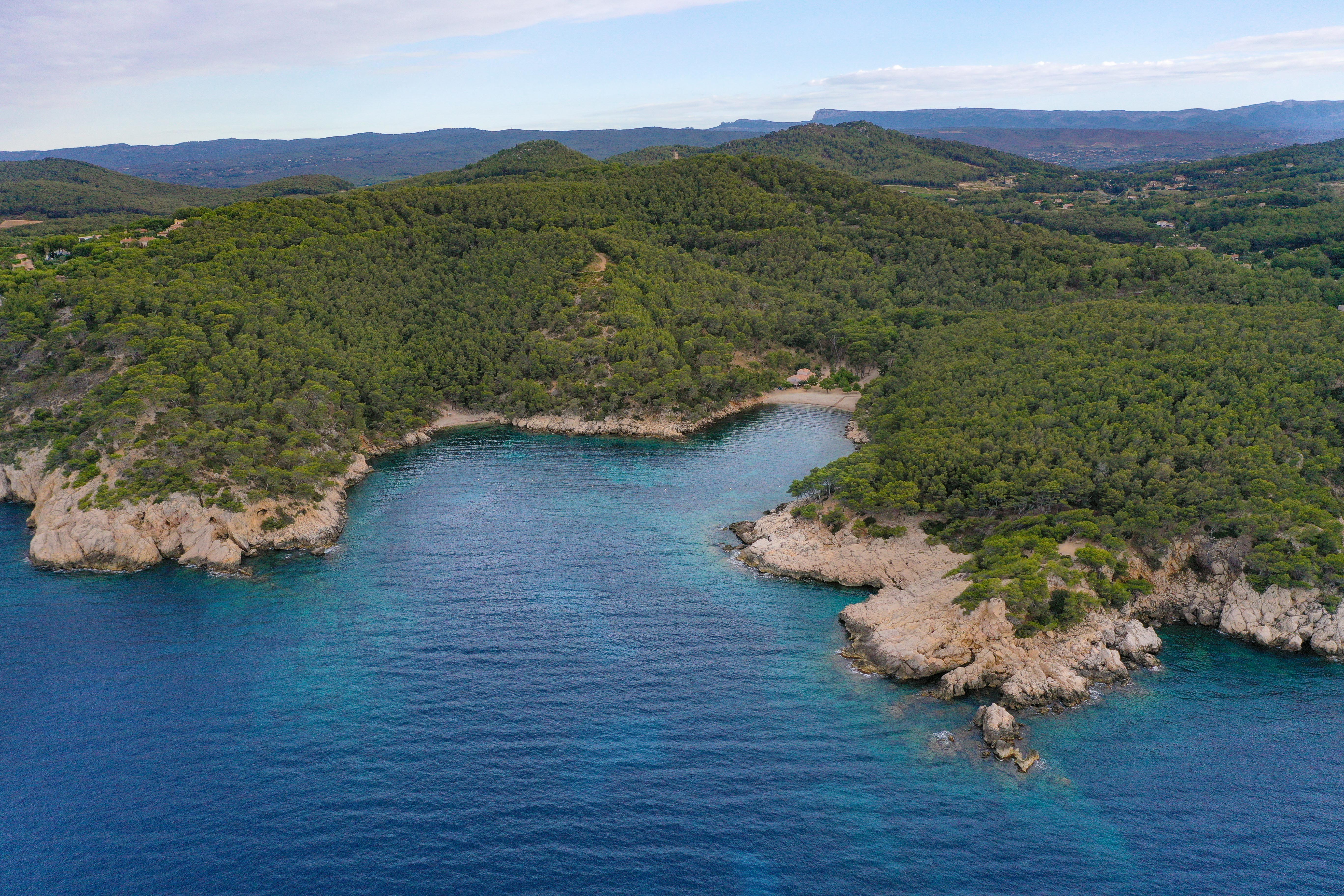 Vue aérienne site natura 2000 calanque de port d'alon